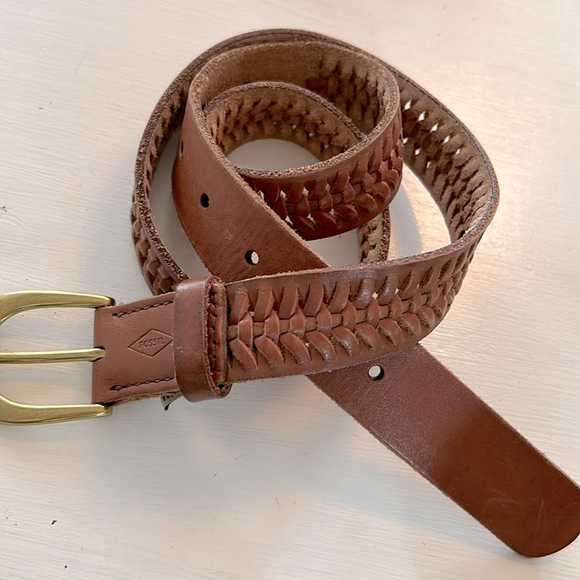 Fossil Accessories - FOSSIL woven leather belt with gold toned buckle, women’s Medium